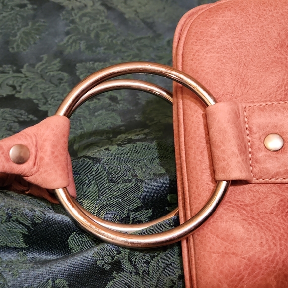Large BULGA Dusty Rose Leather Satchel - Picture 4 of 11